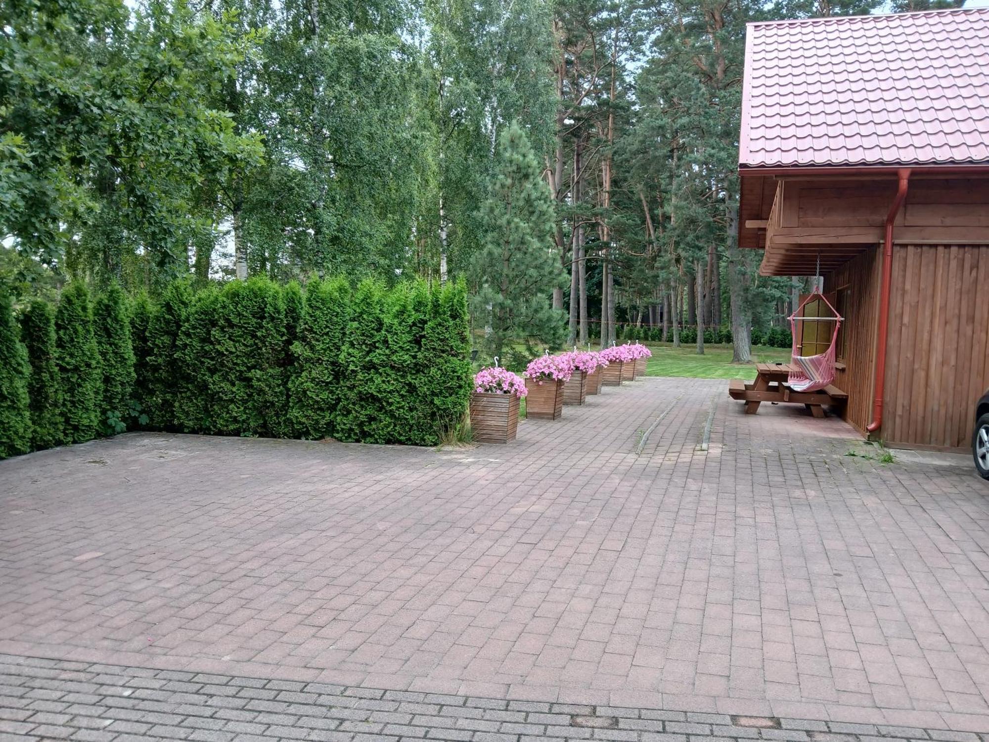 Guest House Vilcini Бернати Экстерьер фото