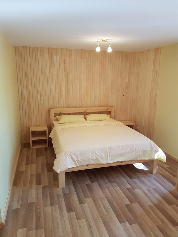 Guest House Vilcini Бернати Экстерьер фото